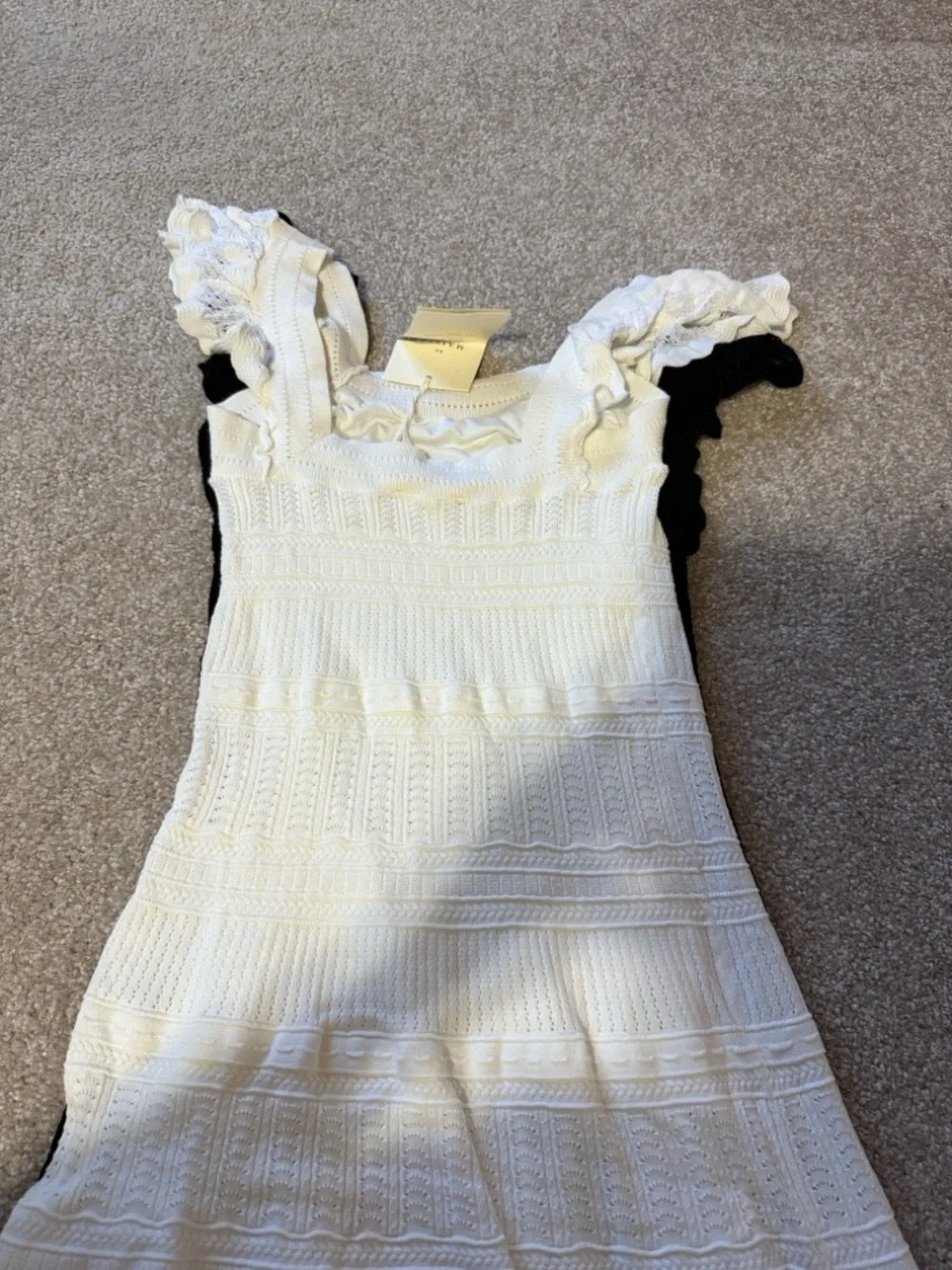 For @alegomez_ Sezane Thursday closet clean out sale - Picture 10 of 17